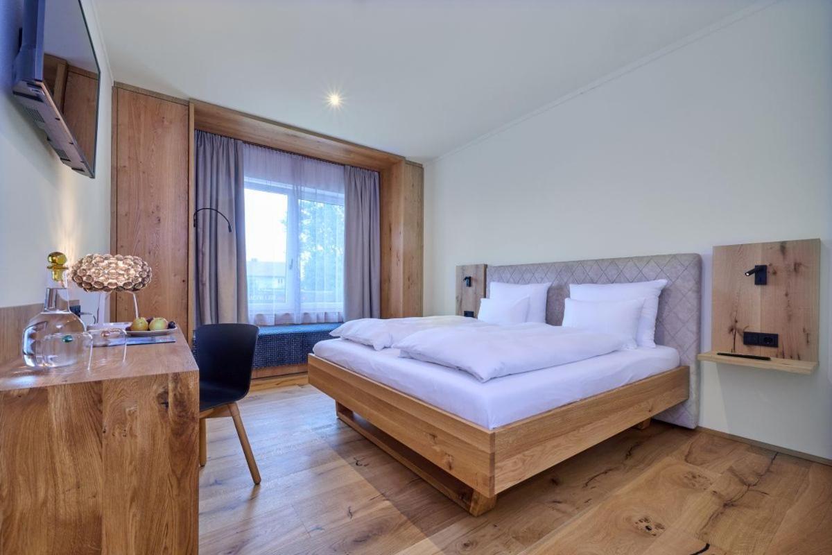 Hotel Der Einrichter Straubing Bagian luar foto